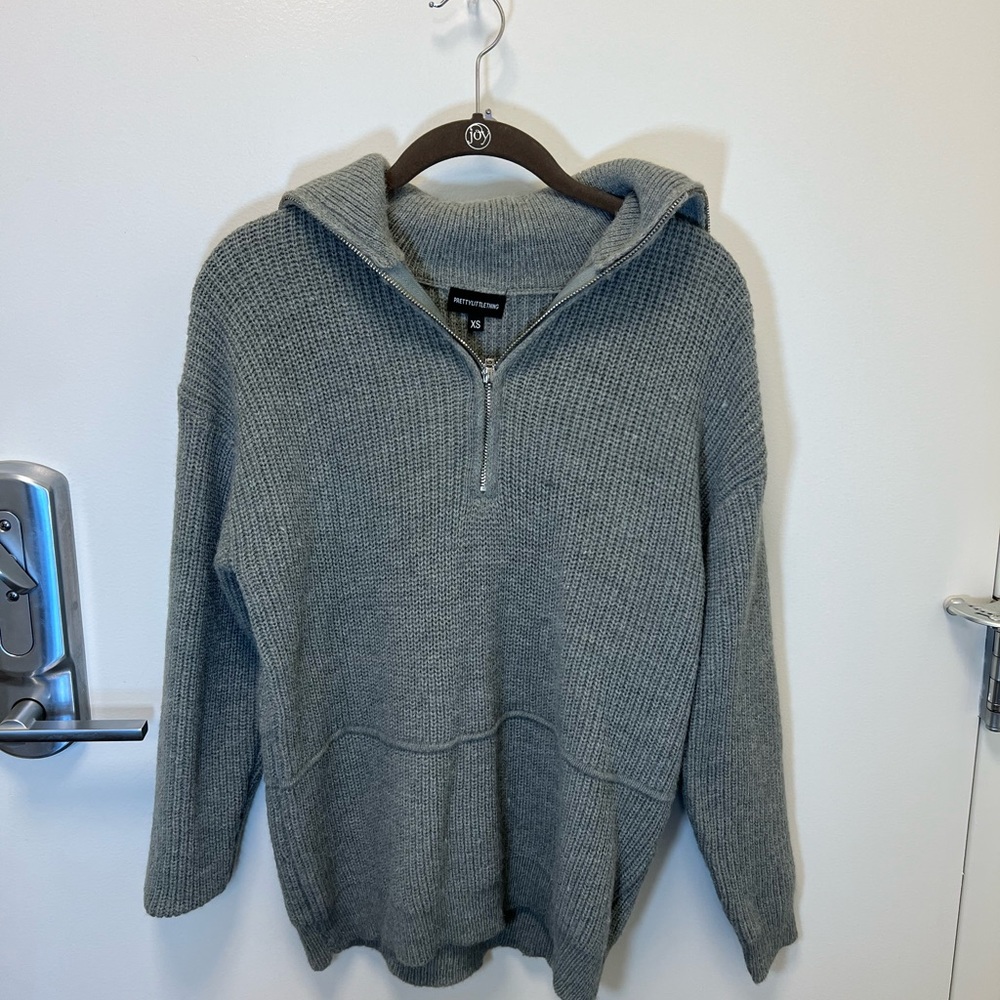 Pretty little thing oversized grey sweater. XS.